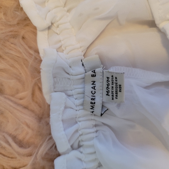 American Eagle cropped top with sleeves - Picture 3 of 4